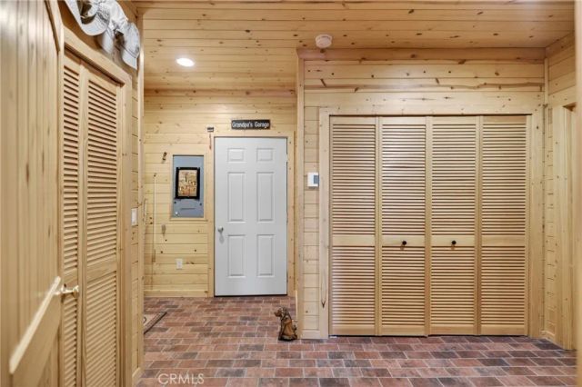 15817 Edgewood Way, Pine Mountain Club, CA 93222