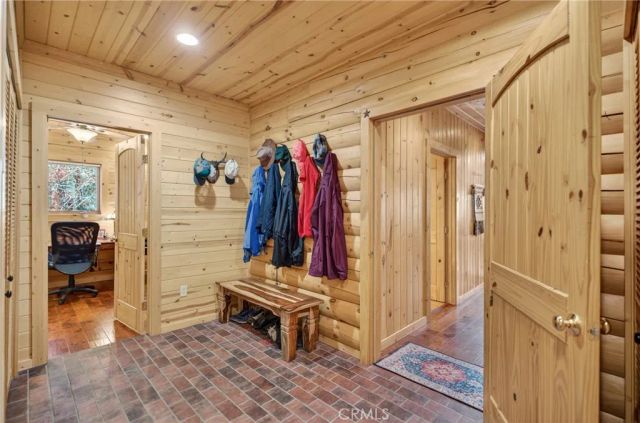 15817 Edgewood Way, Pine Mountain Club, CA 93222