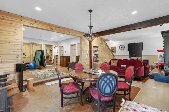15817 Edgewood Way, Pine Mountain Club, CA 93222