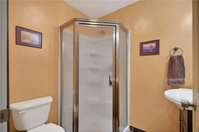 15817 Edgewood Way, Pine Mountain Club, CA 93222