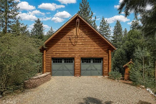 15817 Edgewood Way, Pine Mountain Club, CA 93222