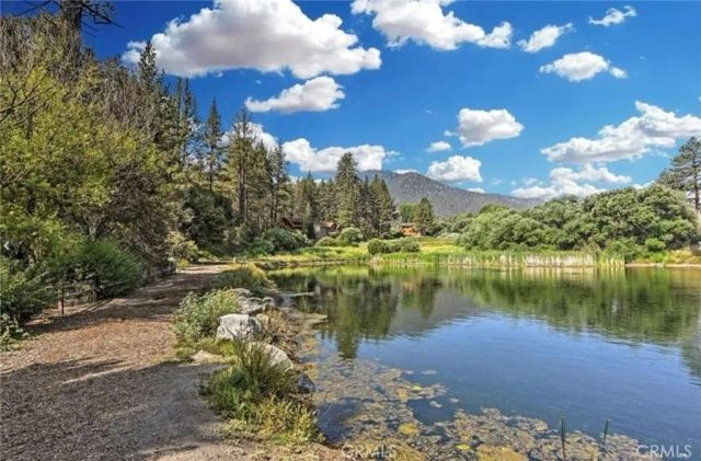 15817 Edgewood Way, Pine Mountain Club, CA 93222