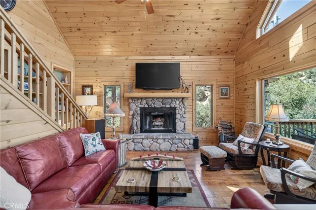 15817 Edgewood Way, Pine Mountain Club, CA 93222