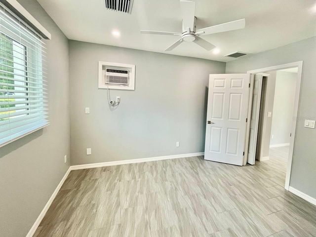 4306 PORPOISE DRIVE A, Tampa, FL 33617