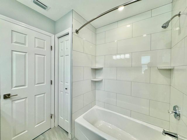 4306 PORPOISE DRIVE A, Tampa, FL 33617