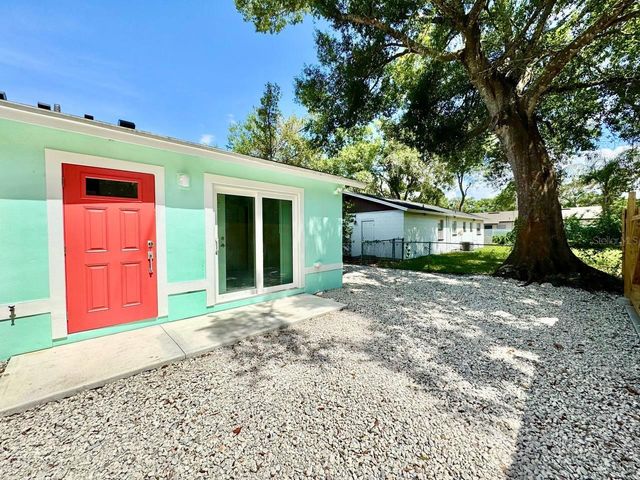 4306 PORPOISE DRIVE A, Tampa, FL 33617