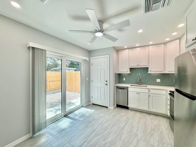 4306 PORPOISE DRIVE A, Tampa, FL 33617
