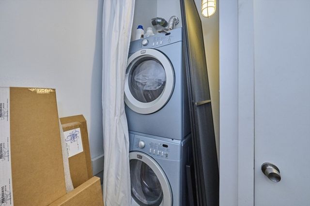 251 Heath St 407, Boston, MA 02130