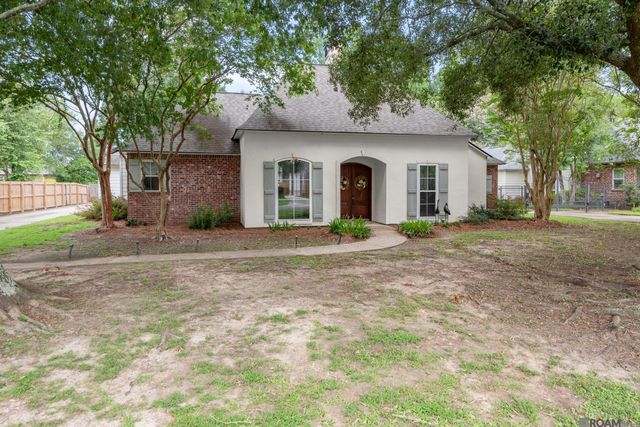 6318 Riverbrook Dr, Baton Rouge, LA 70820