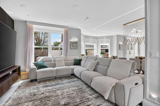 11038 Baybreeze Way, Boca Raton, FL 33428