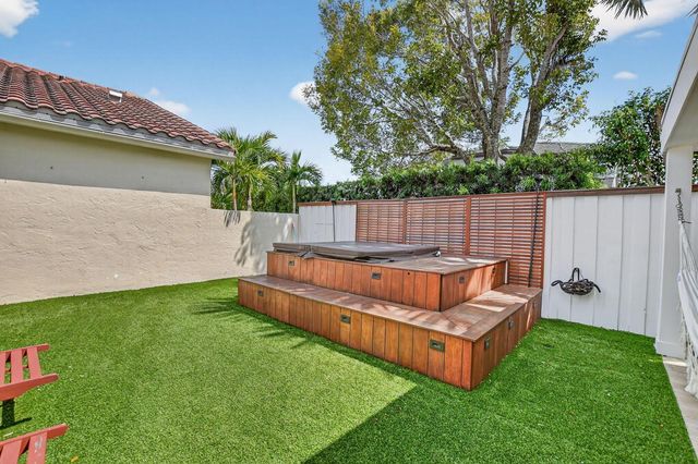 11038 Baybreeze Way, Boca Raton, FL 33428