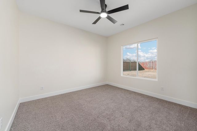 5435 S Victoria St, Wichita, KS 67216