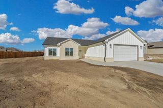 5435 S Victoria St, Wichita, KS 67216