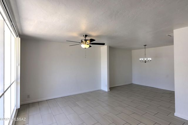 801 S Belvedere Avenue, Tucson, AZ 85711