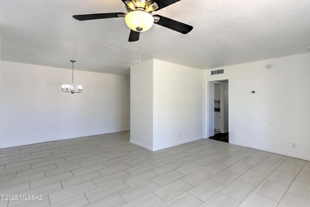 801 S Belvedere Avenue, Tucson, AZ 85711