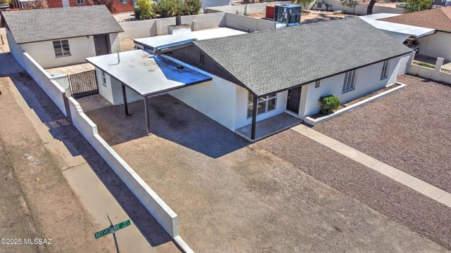 801 S Belvedere Avenue, Tucson, AZ 85711