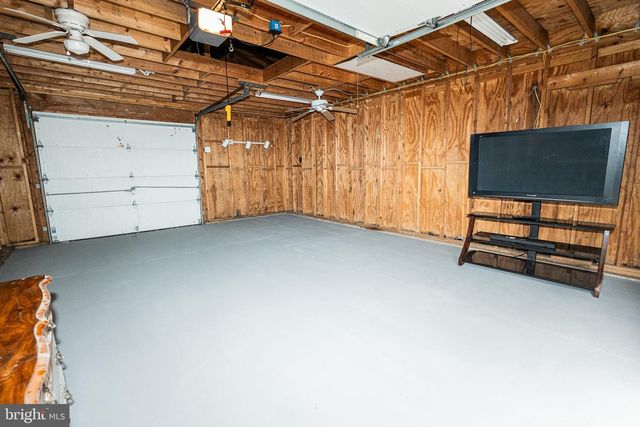 8208 DOGWOOD DR, Dundalk, MD 21222