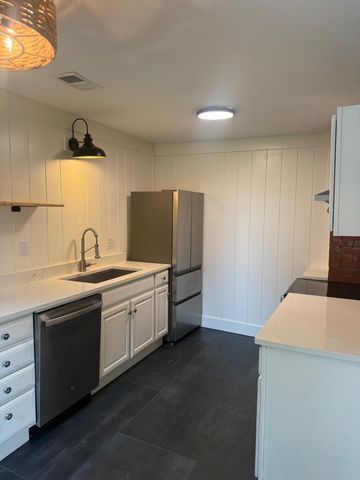 1014 Mamie Street, Charleston, SC 29407