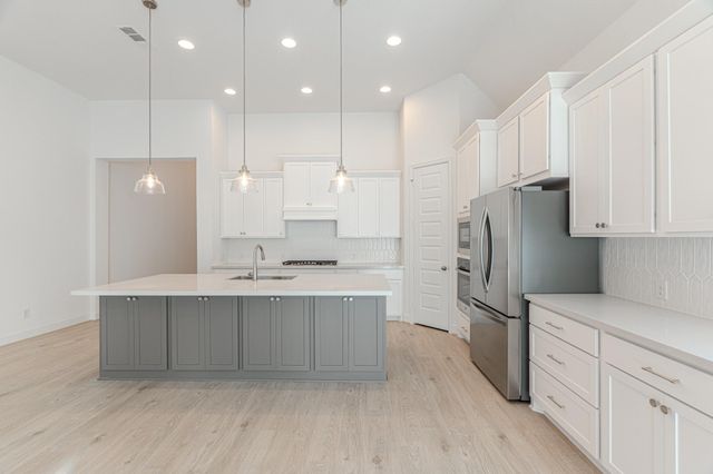 15910 Mahogany Mist Drive, Conroe, TX 77302