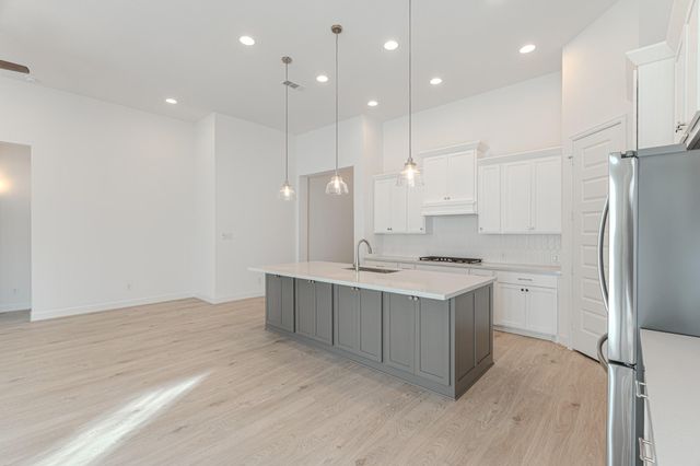 15910 Mahogany Mist Drive, Conroe, TX 77302