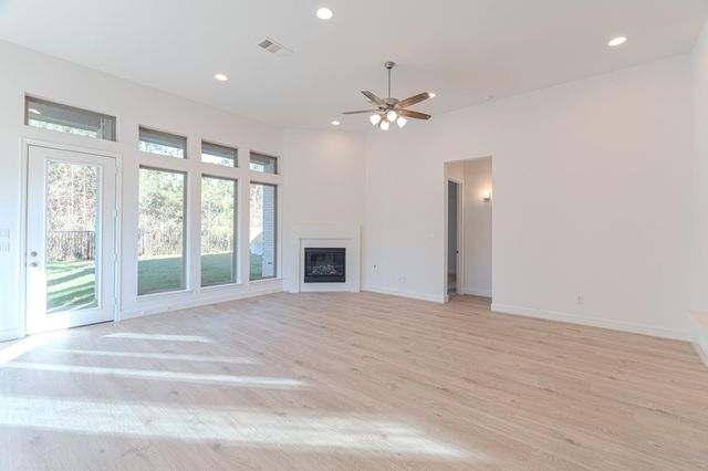 15910 Mahogany Mist Drive, Conroe, TX 77302