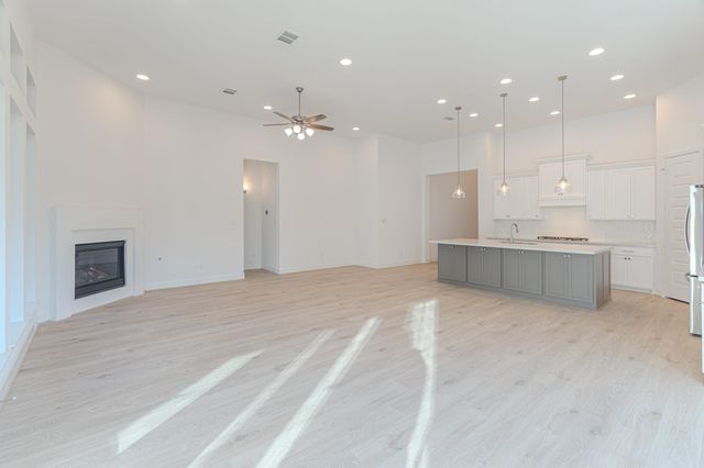 15910 Mahogany Mist Drive, Conroe, TX 77302