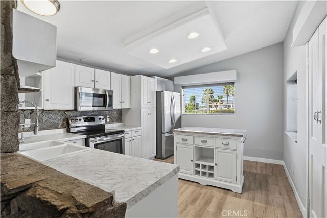 23449 Big Tee, Canyon Lake, CA 92587