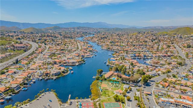 23449 Big Tee, Canyon Lake, CA 92587
