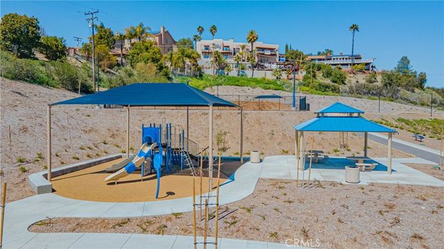 23449 Big Tee, Canyon Lake, CA 92587