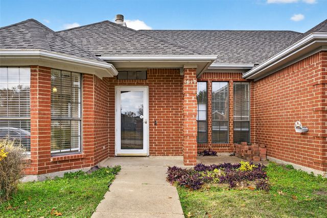 1617 Briargrove Drive, Mesquite, TX 75181