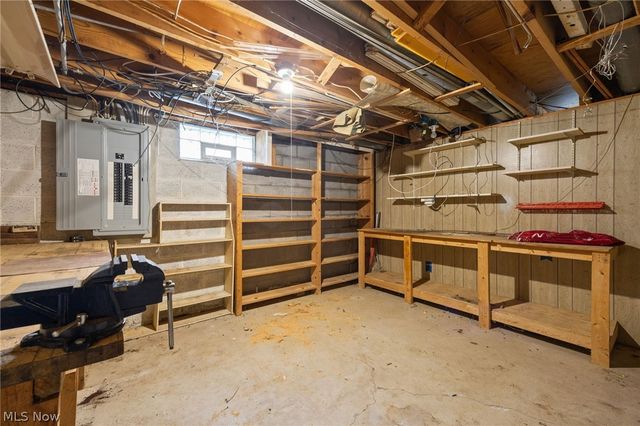 502 Farr Avenue, Wadsworth, OH 44281