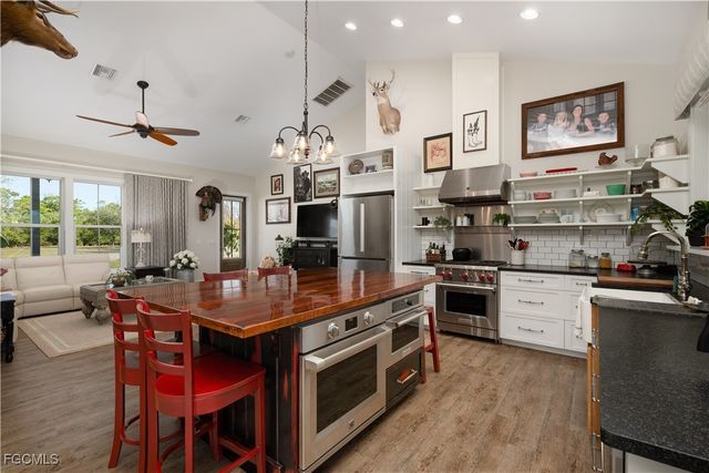 4093 Sunshine BLVD, St James City, FL 33956