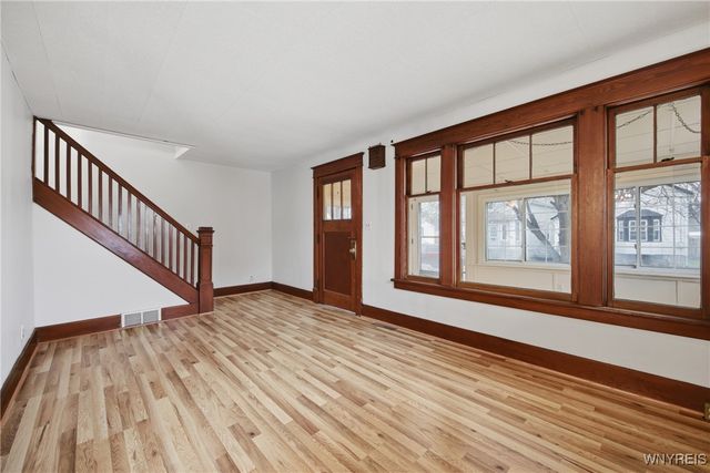 63 Dirkson Avenue, West Seneca, NY 14224