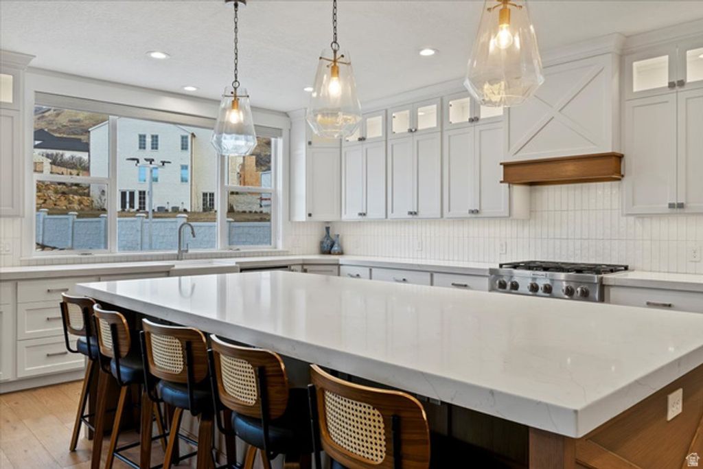 Image 16 of property listing at 3541 S MAPLETON ESTATES DR, Mapleton, UT 84664
