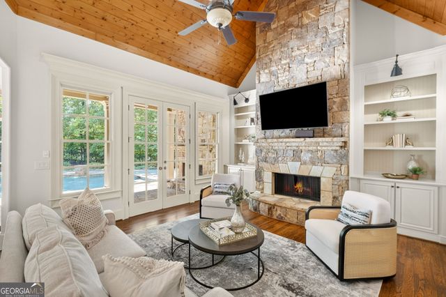 809 Creekside Trail, Alpharetta, GA 30004