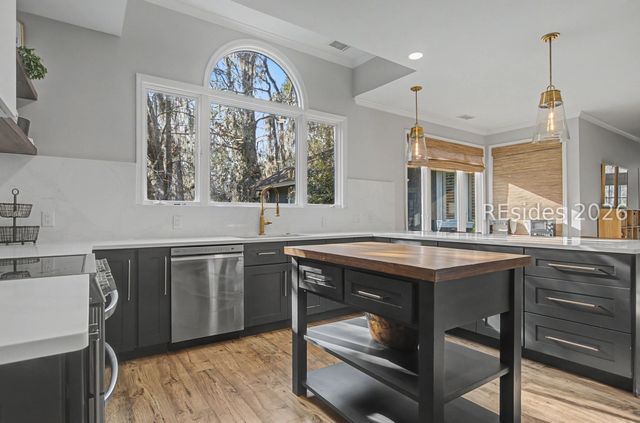 27 Martingale W, Bluffton, SC 29910