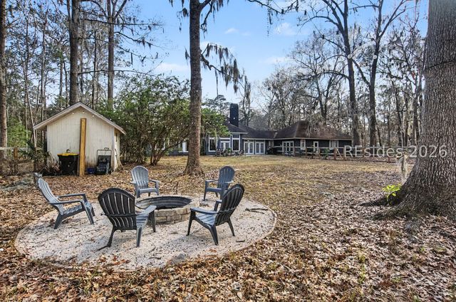 27 Martingale W, Bluffton, SC 29910