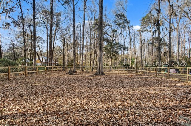 27 Martingale W, Bluffton, SC 29910