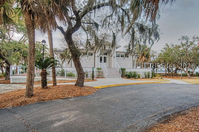 27 Martingale W, Bluffton, SC 29910