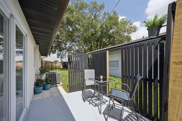 536 HIBISCUS WAY 7B, Orlando, FL 32807