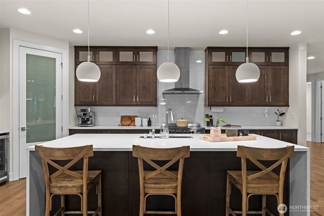 2320 48th Street Ct NW, Gig Harbor, WA 98335