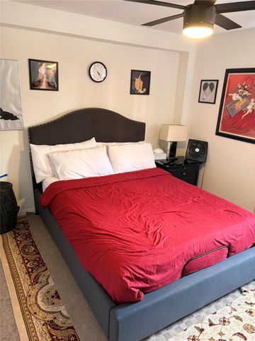3224 Timmons Lane 150, Houston, TX 77027