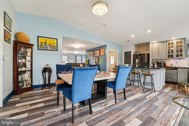 2504 PUTTY HILL AVE, Parkville, MD 21234