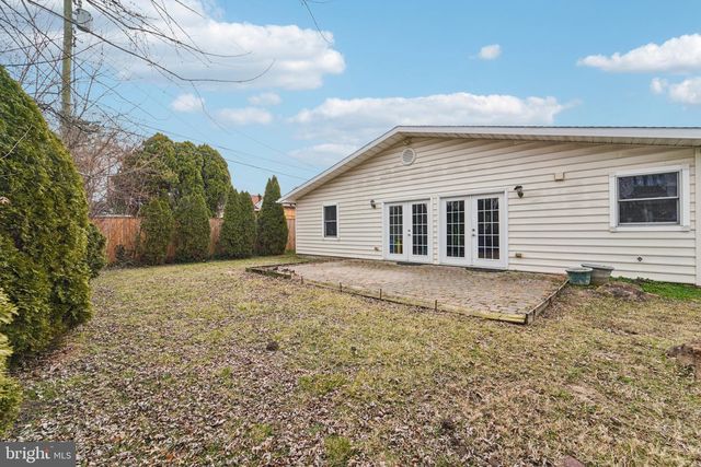 2504 PUTTY HILL AVE, Parkville, MD 21234