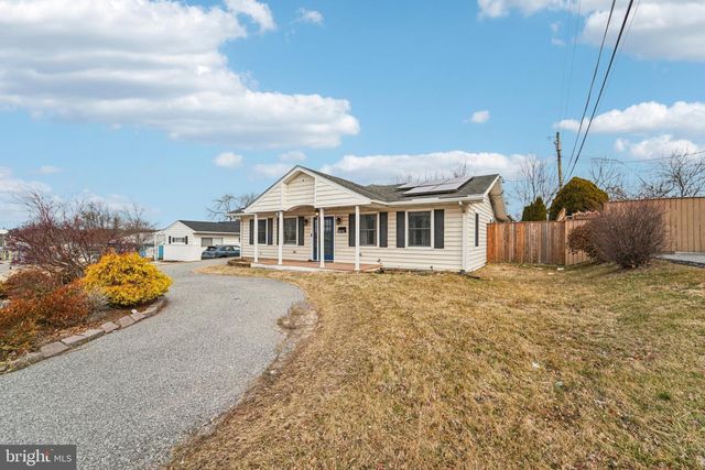 2504 PUTTY HILL AVE, Parkville, MD 21234