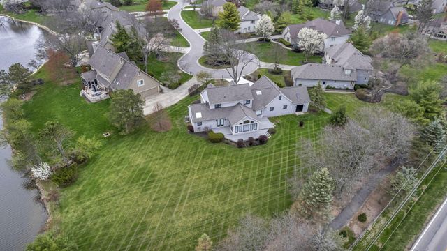 6251 Inverurie Drive W, Dublin, OH 43017