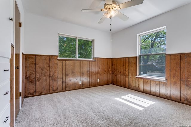 17218 Happy Hollow, San Antonio, TX 78232