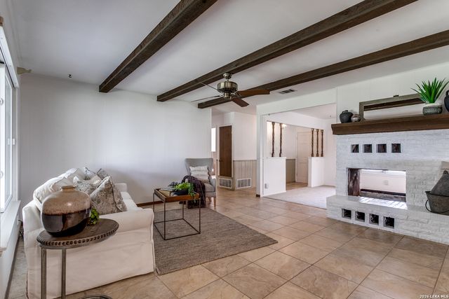 17218 Happy Hollow, San Antonio, TX 78232