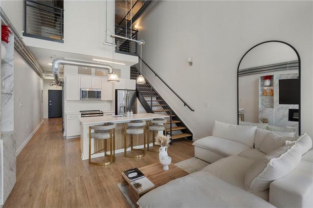 260 18th NW Street 10224, Atlanta, GA 30363