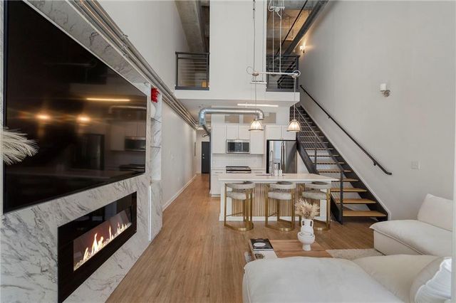 260 18th NW Street 10224, Atlanta, GA 30363